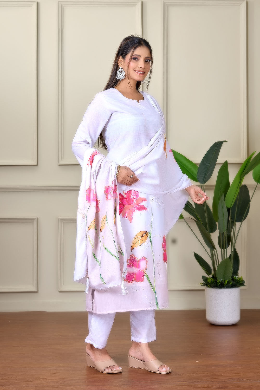 Soft Pink Floral Harmony Pakistani Kurta Set with Dupatta