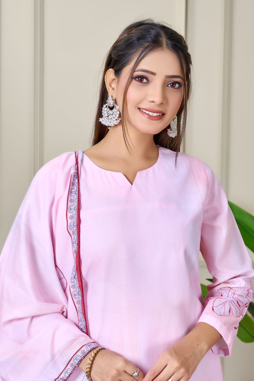 Blush Pink Floral Embroidered Pakistani Suit Set with Dupatta