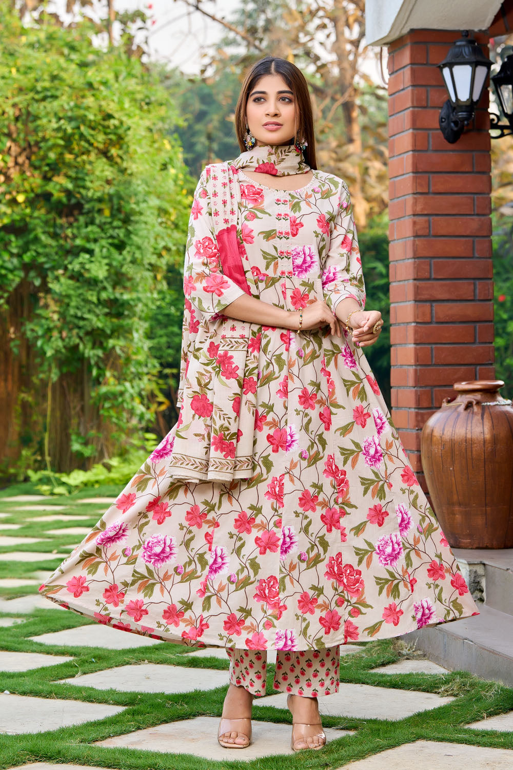 Off White Floral Cotton Handwork Kurta Set with Dupatta